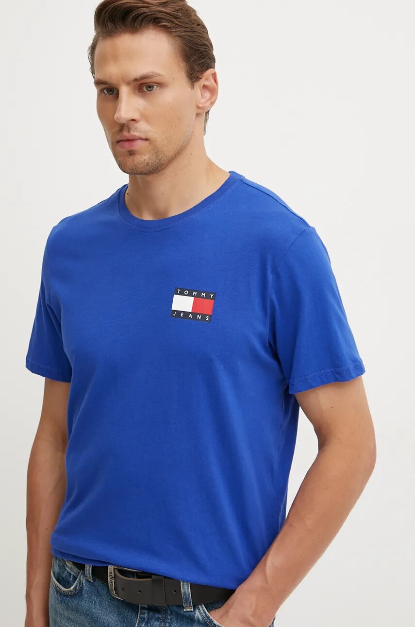 

Памучна тениска Tommy Jeans в синьо с принт DM0DM20740, Син