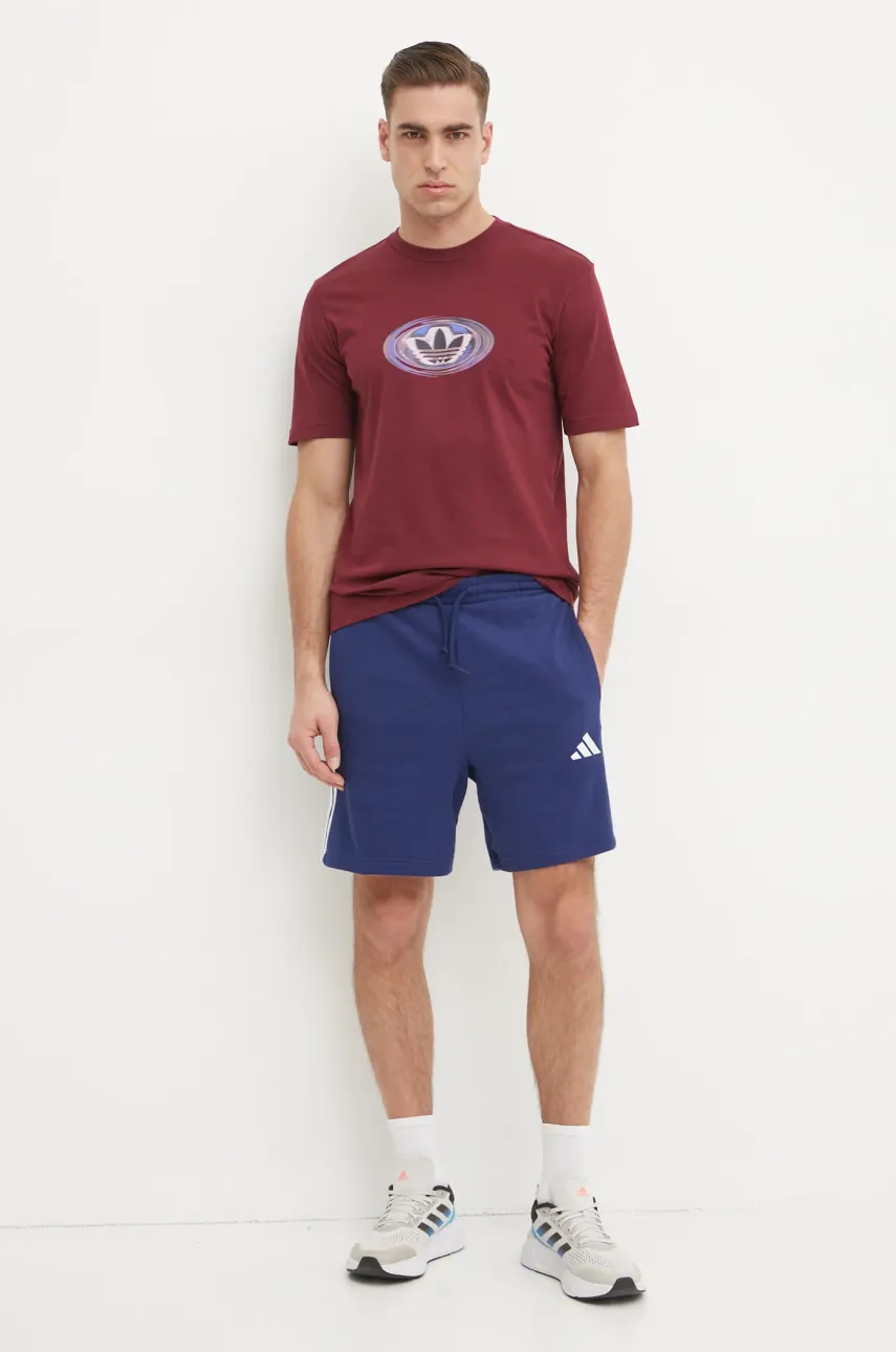 Хлопковая футболка adidas Originals мужская цвет бордовый с принтом JM0481 Хлопковая футболка adidas Originals мужская цвет бордовый с принтом JM0481