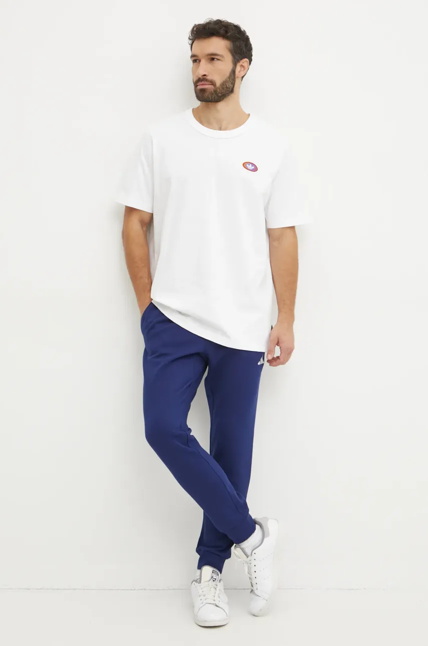 Хлопковая футболка adidas Originals мужская цвет белый с принтом JN1278 Хлопковая футболка adidas Originals мужская цвет белый с принтом JN1278