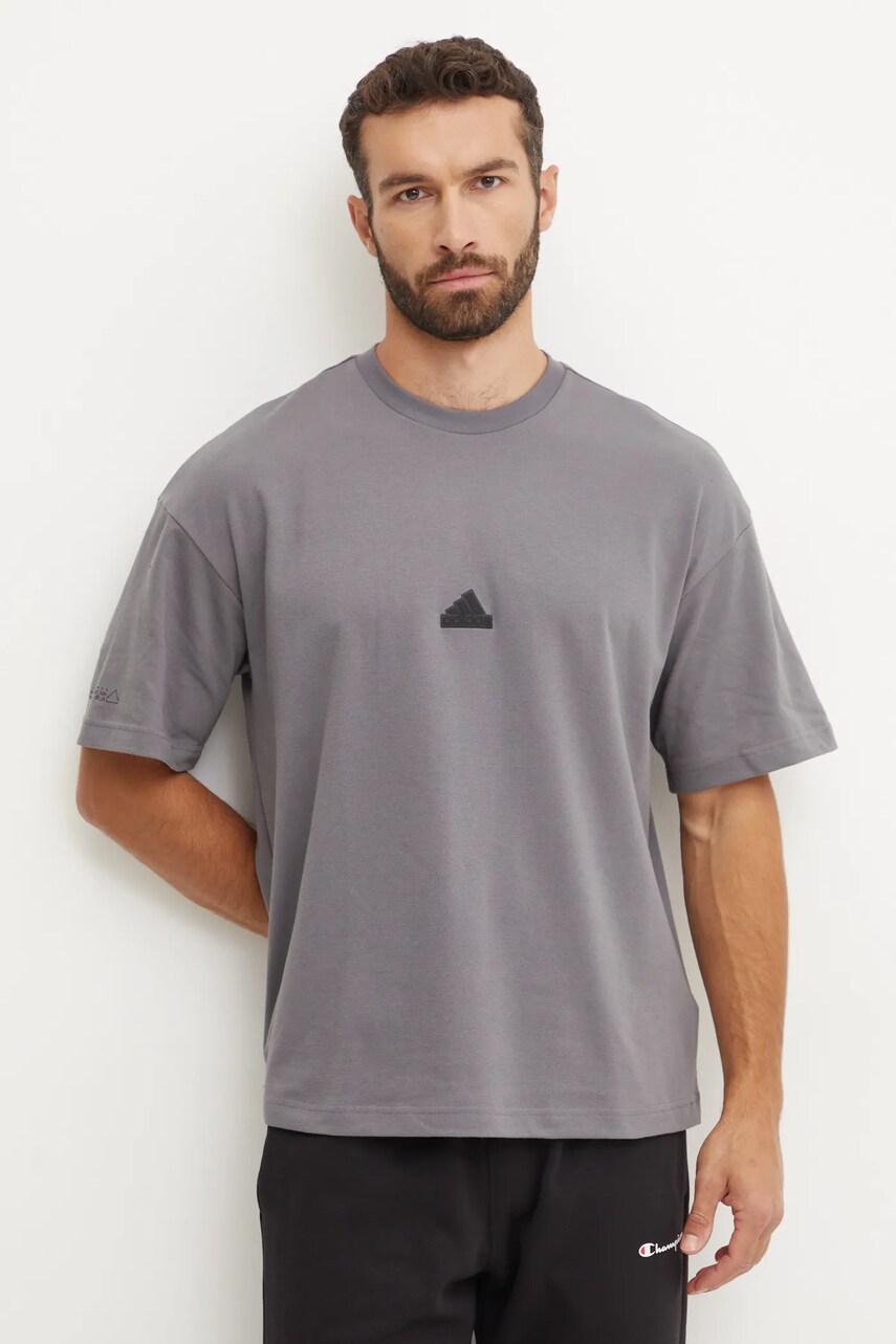 adidas tricou City Escape barbati, culoarea gri, cu imprimeu, JE3955