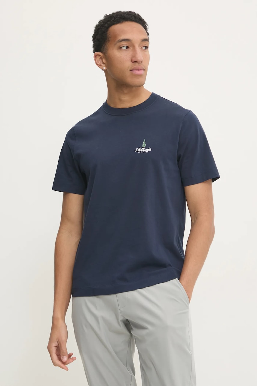 Abercrombie & Fitch tricou din bumbac bărbați, culoarea bleumarin, cu imprimeu, KI123-4189 Abercrombie & Fitch tricou din bumbac bărbați, culoarea bleumarin, cu imprimeu, KI123-4189