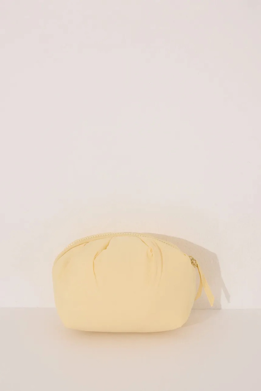 Косметичка womensecret цвет жёлтый 4849264