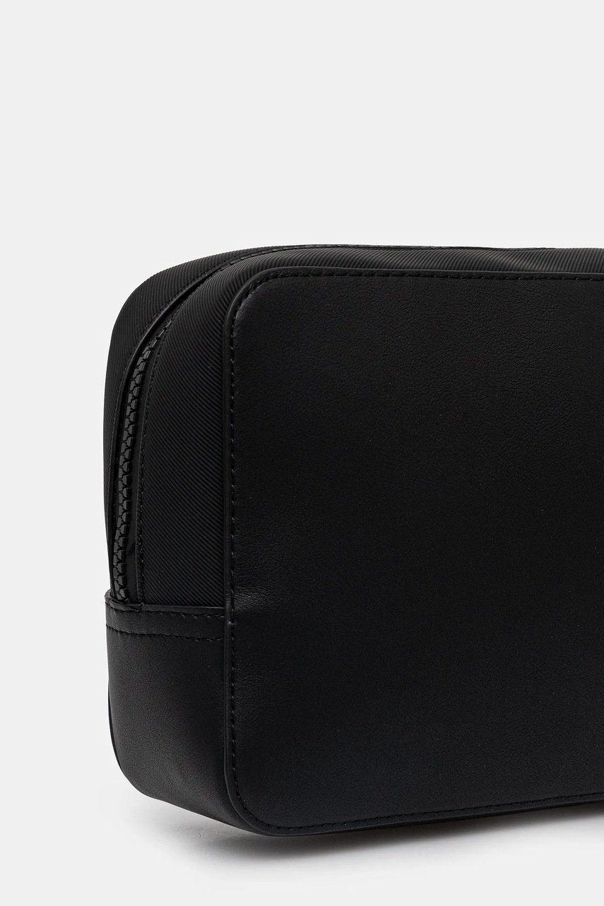 Косметичка Tommy Hilfiger цвет чёрный AM0AM13527