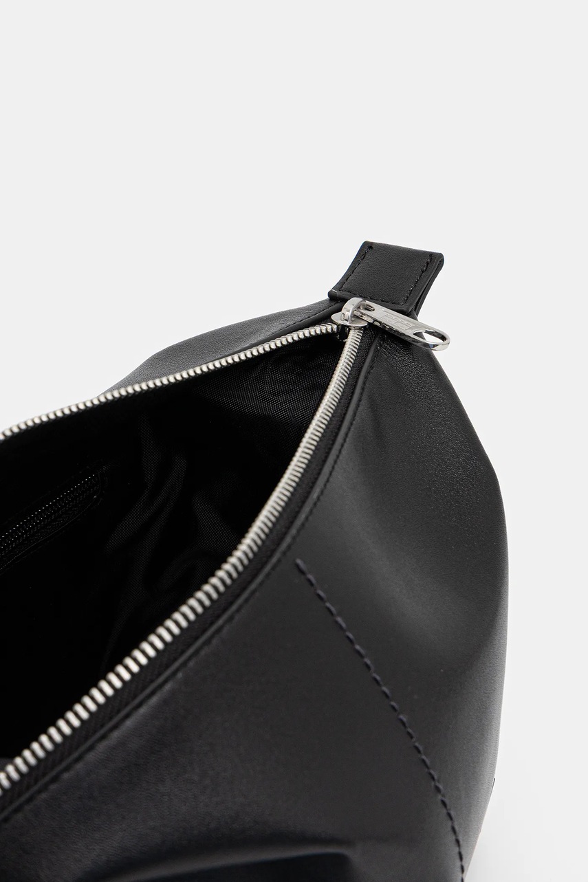 Δερμάτινη τσάντα καλλυντικών Tommy Jeans φωτογραφία