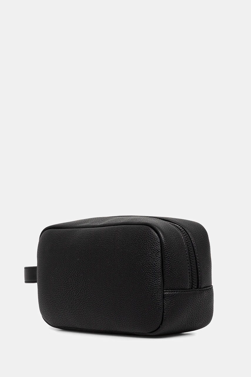 Косметичка Armani Exchange цвет чёрный XM002005 AF17211 Косметичка Armani Exchange цвет чёрный XM002005 AF17211