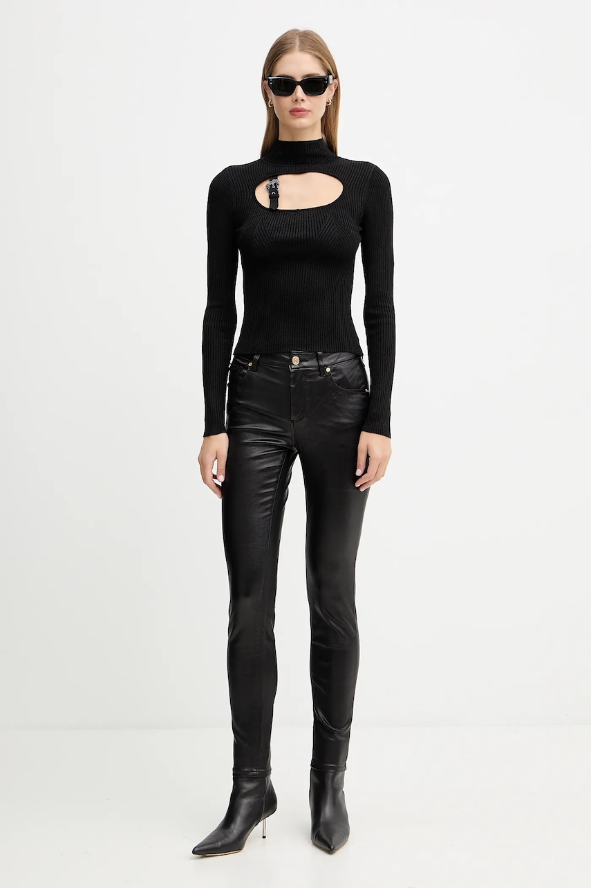 Свитер Versace Jeans Couture цвет чёрный лёгкий с полугольфом 79HAFM16 CMH23 Свитер Versace Jeans Couture цвет чёрный лёгкий с полугольфом 79HAFM16 CMH23