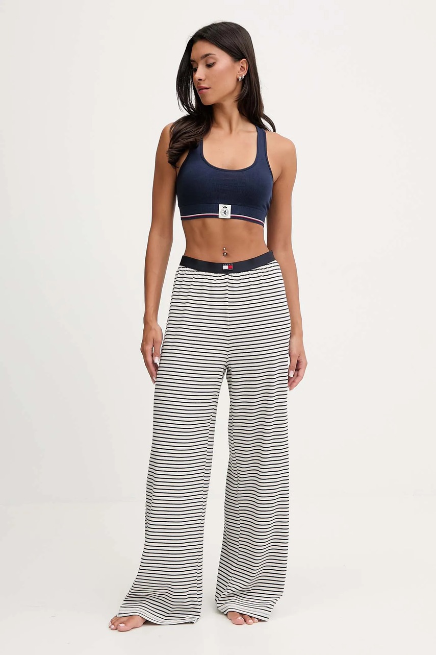 Пижамные брюки Tommy Hilfiger цвет синий UW0UW06091 Пижамные брюки Tommy Hilfiger цвет синий UW0UW06091
