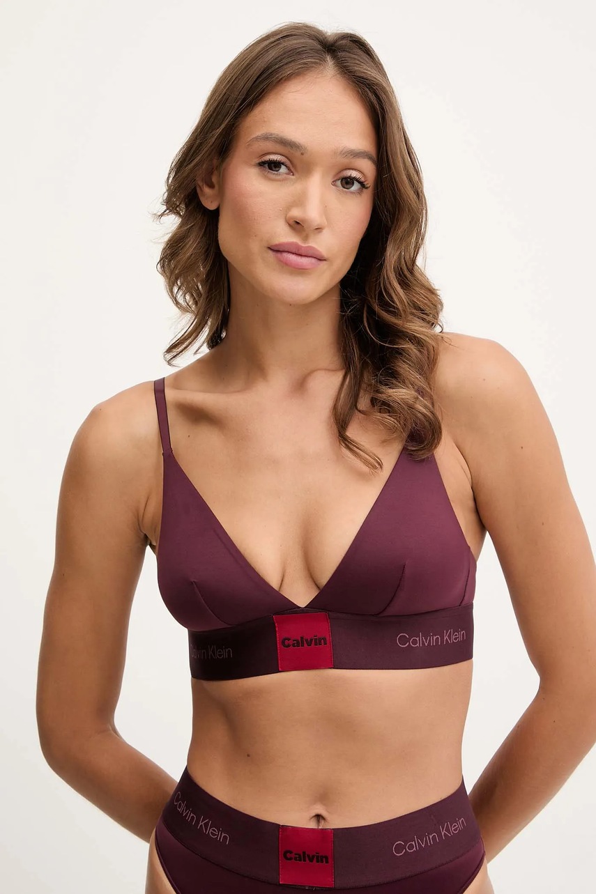 

Сутиен Calvin Klein Underwear в бордо с изчистен дизайн LV00QF8610