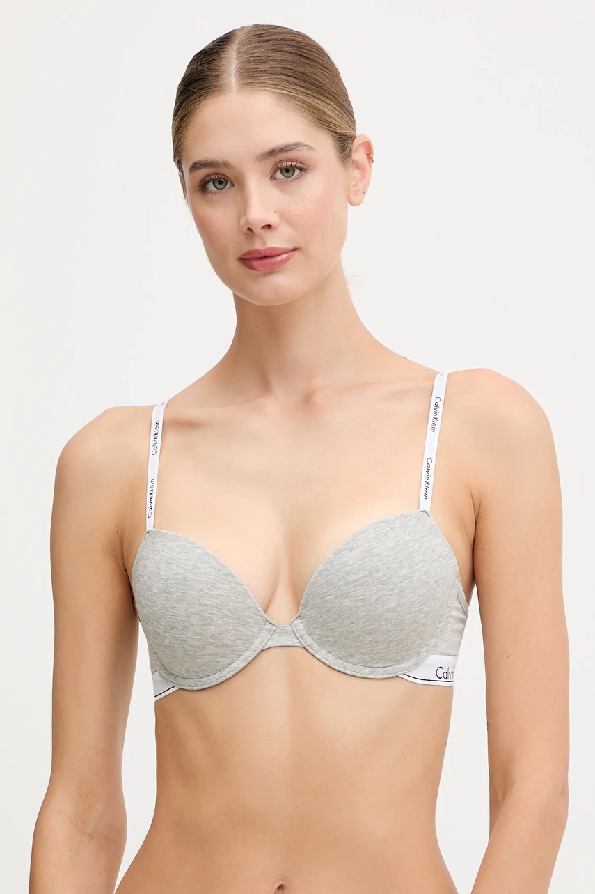 

Сутиен Calvin Klein Underwear в сиво с меланжов десен LV00QF8499, Сив