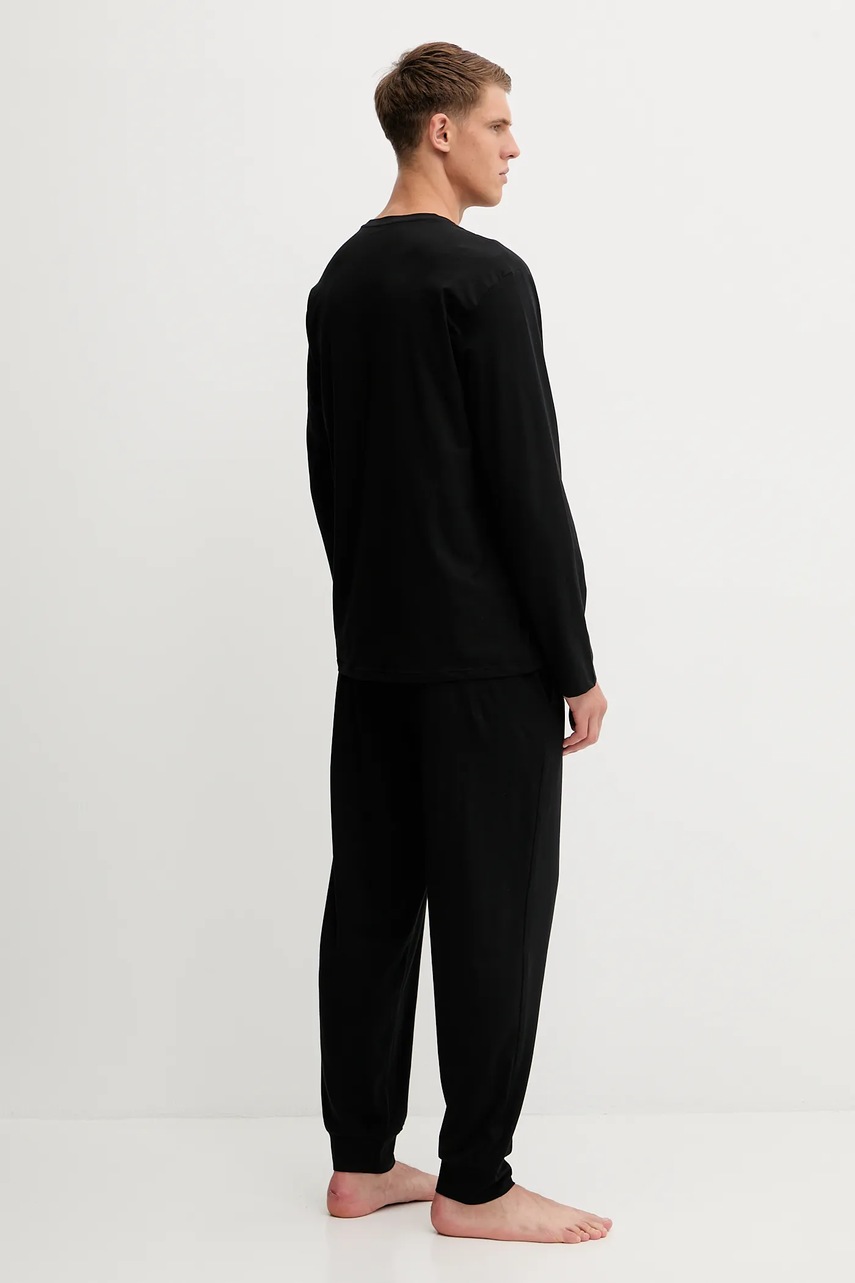 Пижама Emporio Armani Underwear цвет чёрный с принтом EM000616 AF14978 Пижама Emporio Armani Underwear цвет чёрный с принтом EM000616 AF14978