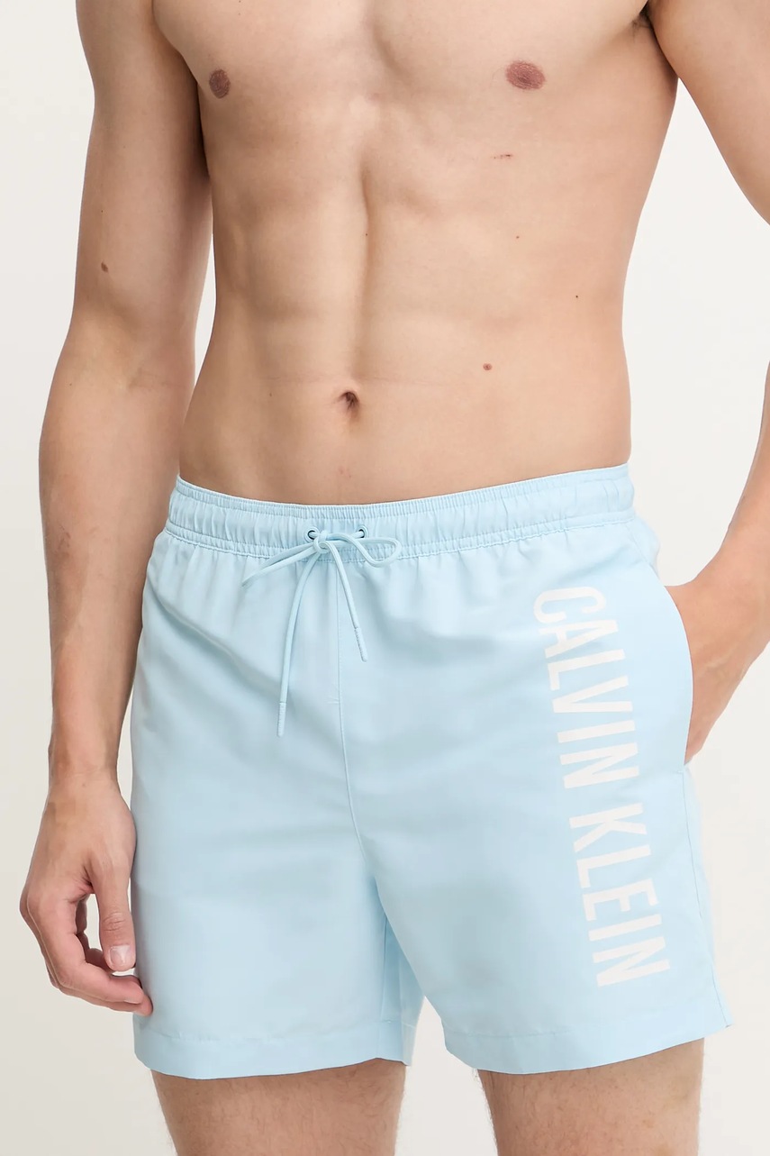 Levně Plavkové šortky Calvin Klein modrá barva, LV00N61092