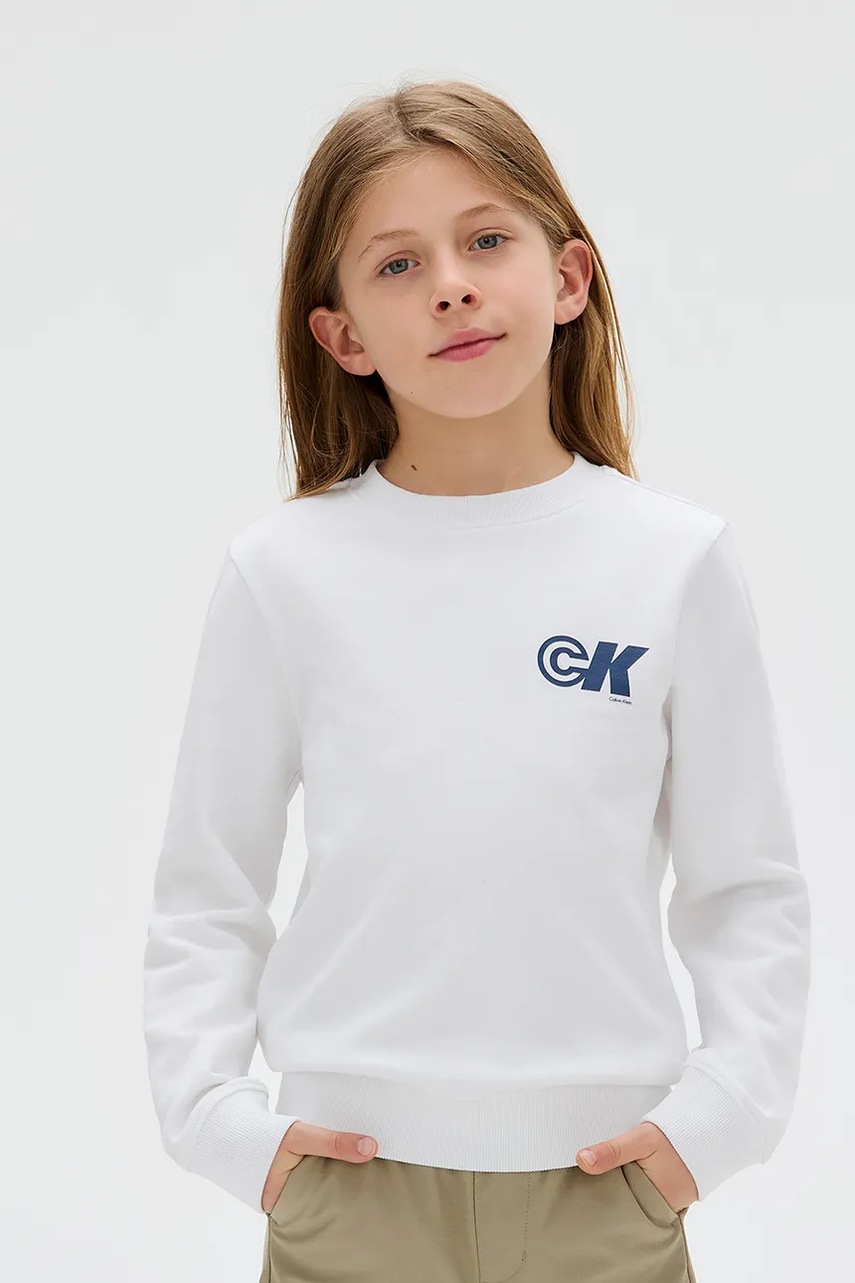 Levně Dětská bavlněná mikina Calvin Klein Jeans bílá barva, s potiskem, IB0IB02545