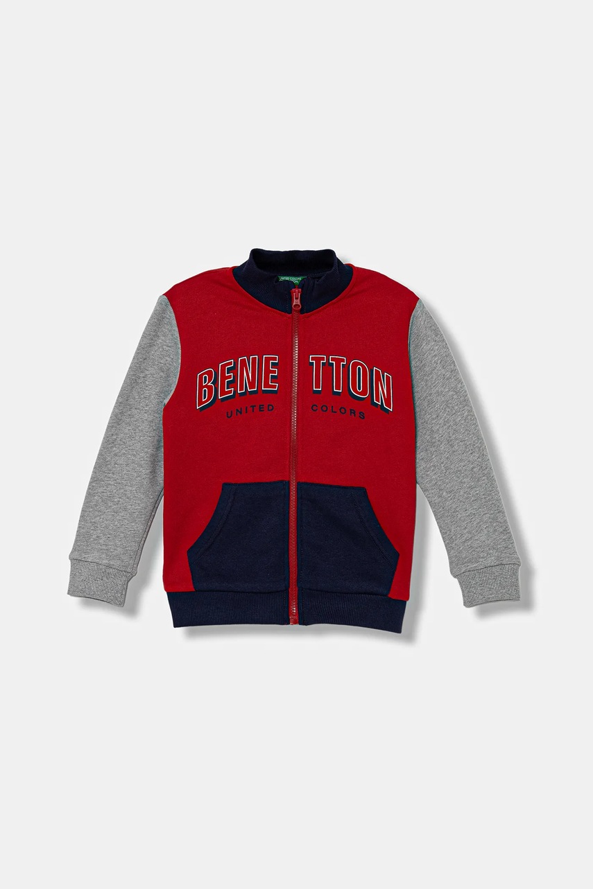 Levně Dětská bavlněná mikina United Colors of Benetton červená barva, s potiskem, 3J70G503X