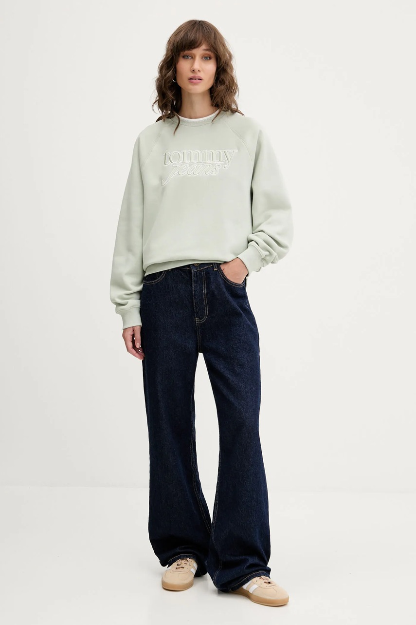 Кофта Tommy Jeans цвет зелёный с аппликацией DW0DW21196