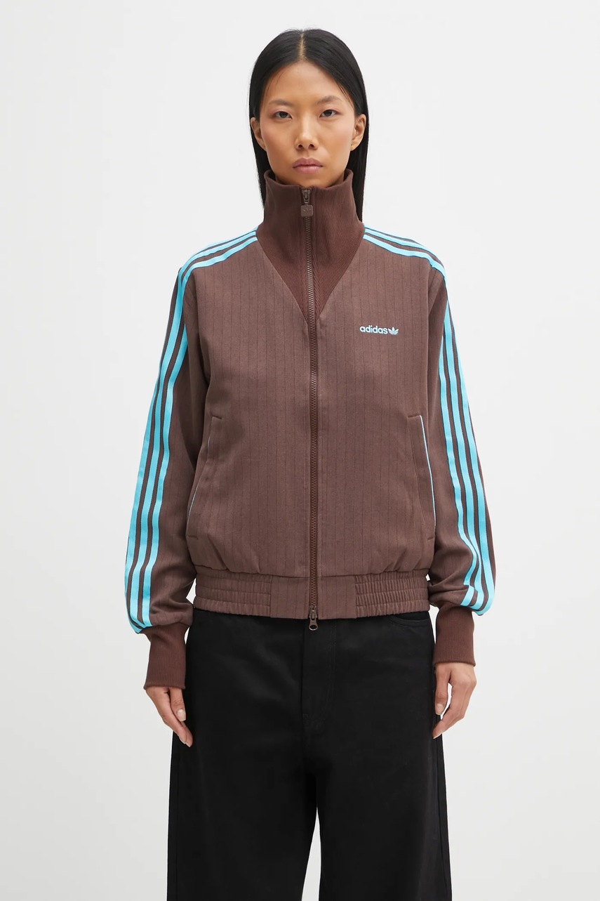 adidas Originals bluza Tailored Tt damska kolor brązowy z aplikacją JX5311