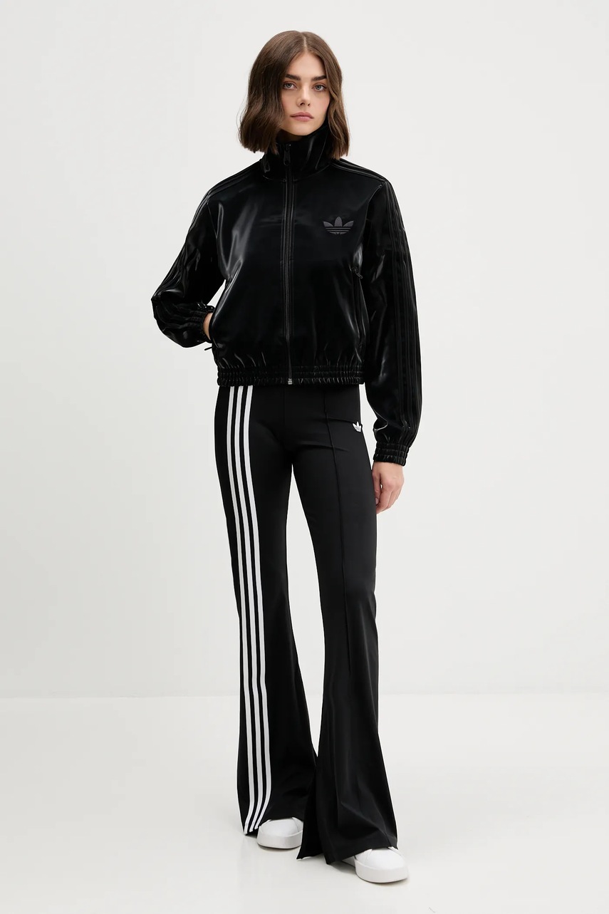 Кофта adidas Originals Holiday Tt цвет чёрный с аппликацией JY2617