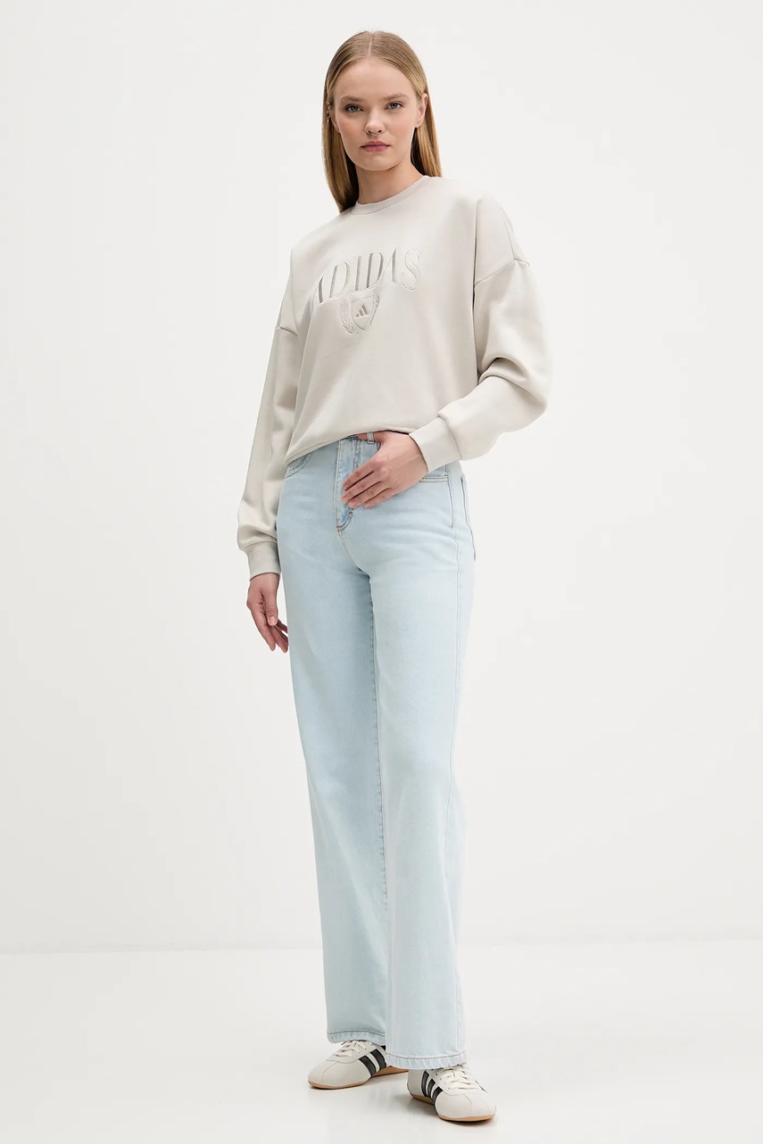Кофта adidas Cozy цвет бежевый с аппликацией KA9950 Кофта adidas Cozy цвет бежевый с аппликацией KA9950