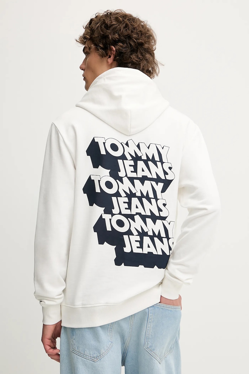 Levně Bavlněná mikina Tommy Jeans pánská, bílá barva, s kapucí, s potiskem, DM0DM21625