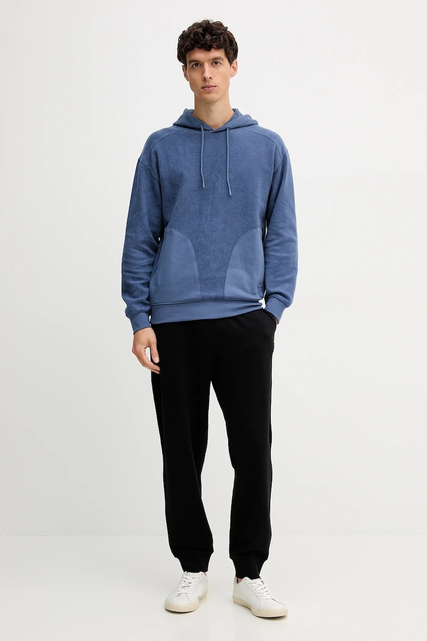 Хлопковая кофта United Colors of Benetton с капюшоном однотонная 3NMEU201X Хлопковая кофта United Colors of Benetton с капюшоном однотонная 3NMEU201X