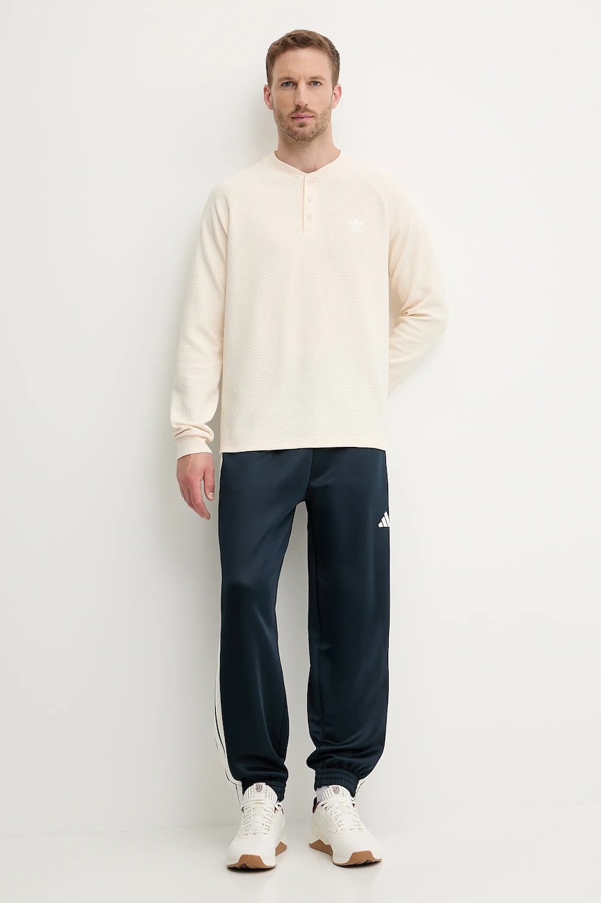 Кофта adidas Originals Essentials цвет бежевый однотонная JX2757 Кофта adidas Originals Essentials цвет бежевый однотонная JX2757
