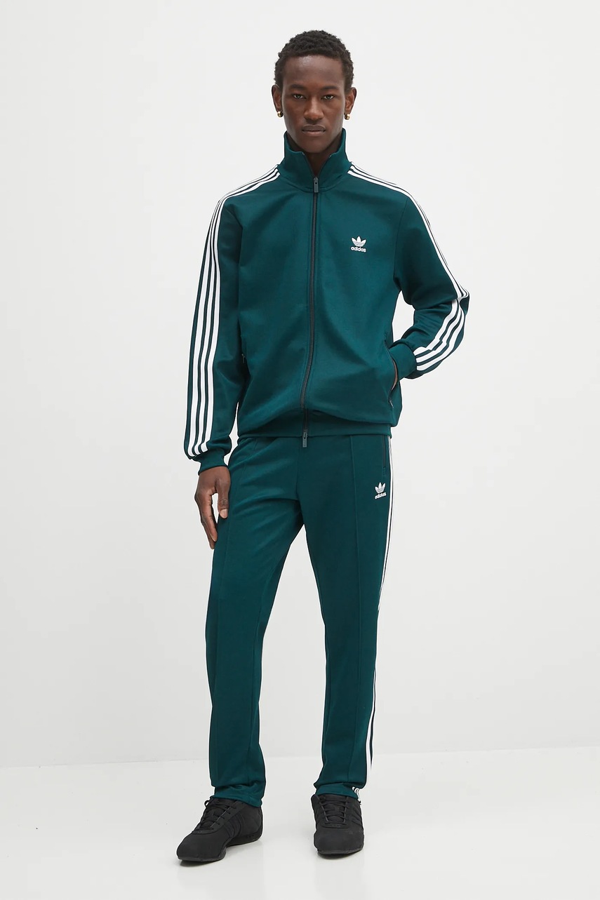 Кофта adidas Originals Classic TT цвет зелёный с аппликацией JY1280