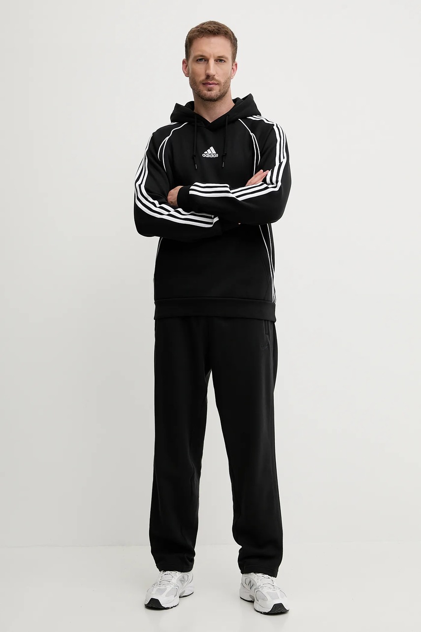 Кофта adidas Originals Teamgeist цвет чёрный с капюшоном с аппликацией JY6394