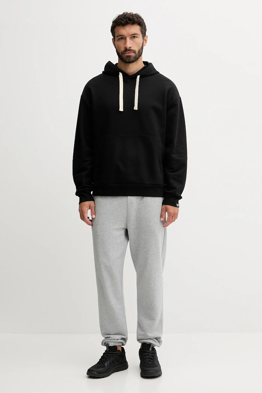 Хлопковая кофта EA7 Emporio Armani цвет чёрный с капюшоном с аппликацией AF13797.7X000165 Хлопковая кофта EA7 Emporio Armani цвет чёрный с капюшоном с аппликацией AF13797.7X000165