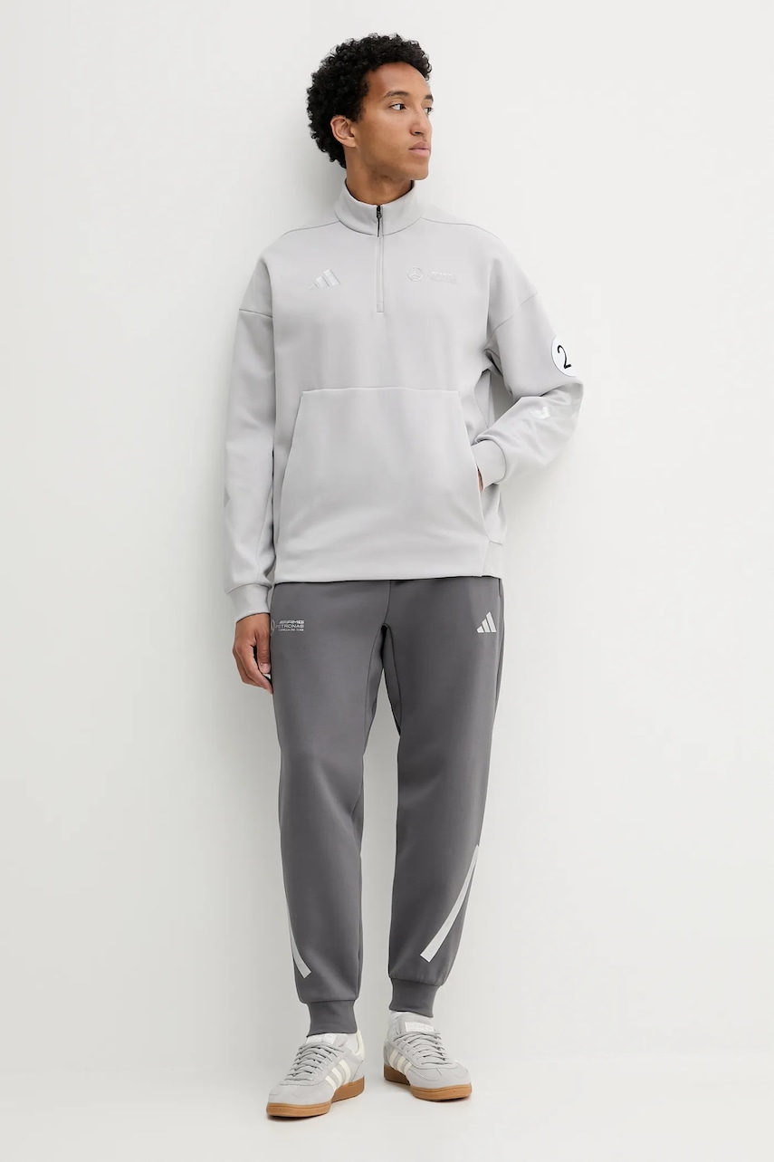 Кофта adidas x Mercedes цвет серый с принтом JW3477 Кофта adidas x Mercedes цвет серый с принтом JW3477