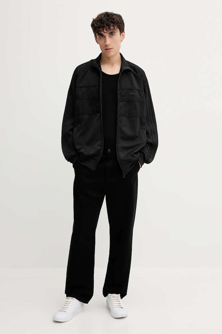 Кофта adidas Originals First TT цвет чёрный с аппликацией JX1488 Кофта adidas Originals First TT цвет чёрный с аппликацией JX1488