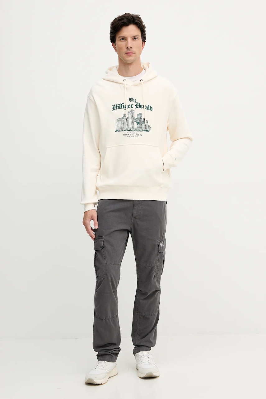 Хлопковая кофта Tommy Hilfiger цвет бежевый с капюшоном с аппликацией MW0MW40066 Хлопковая кофта Tommy Hilfiger цвет бежевый с капюшоном с аппликацией MW0MW40066