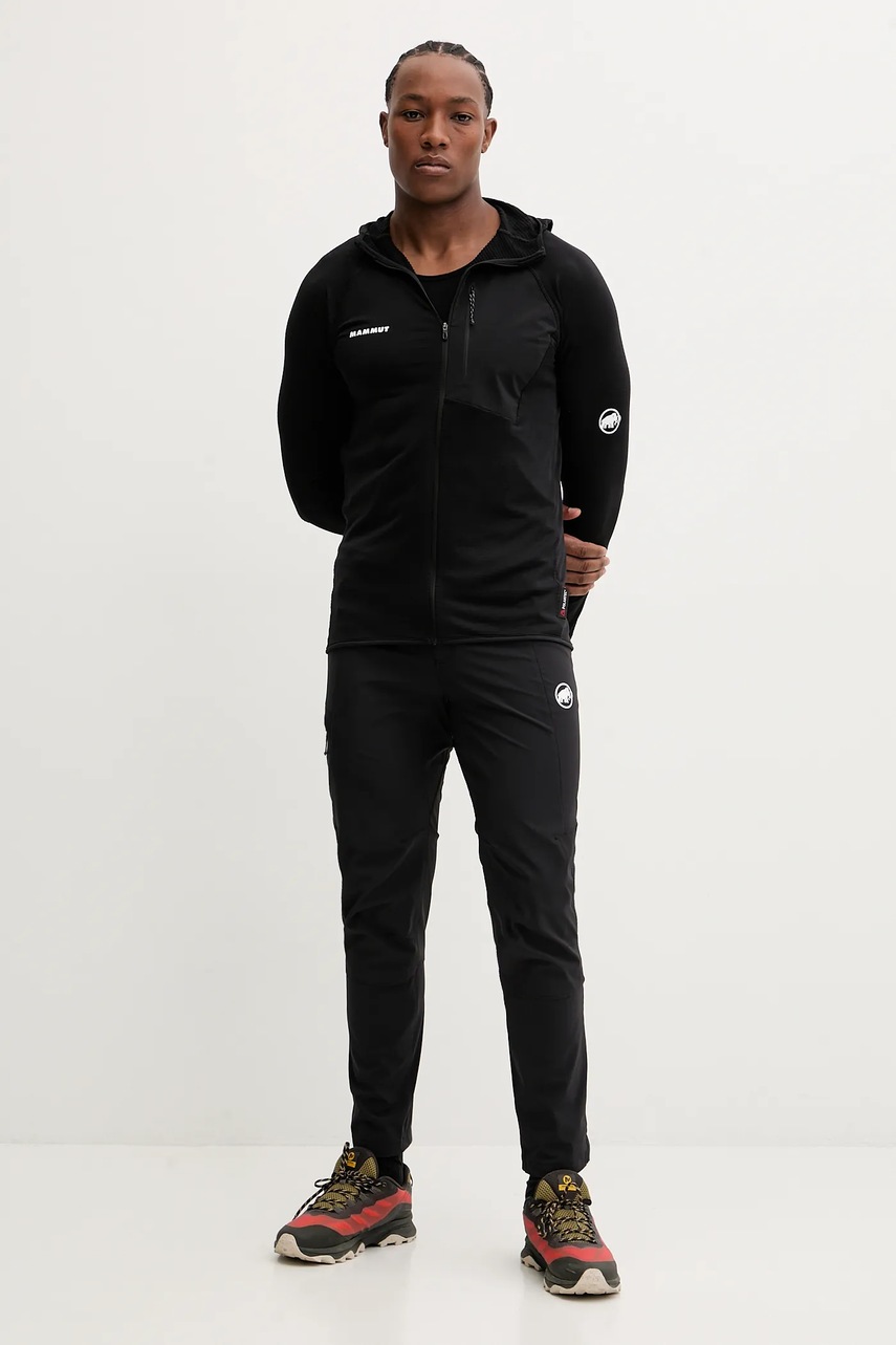 Кофта outdoor Mammut Aenergy Light цвет чёрный с капюшоном однотонная 1014.05541