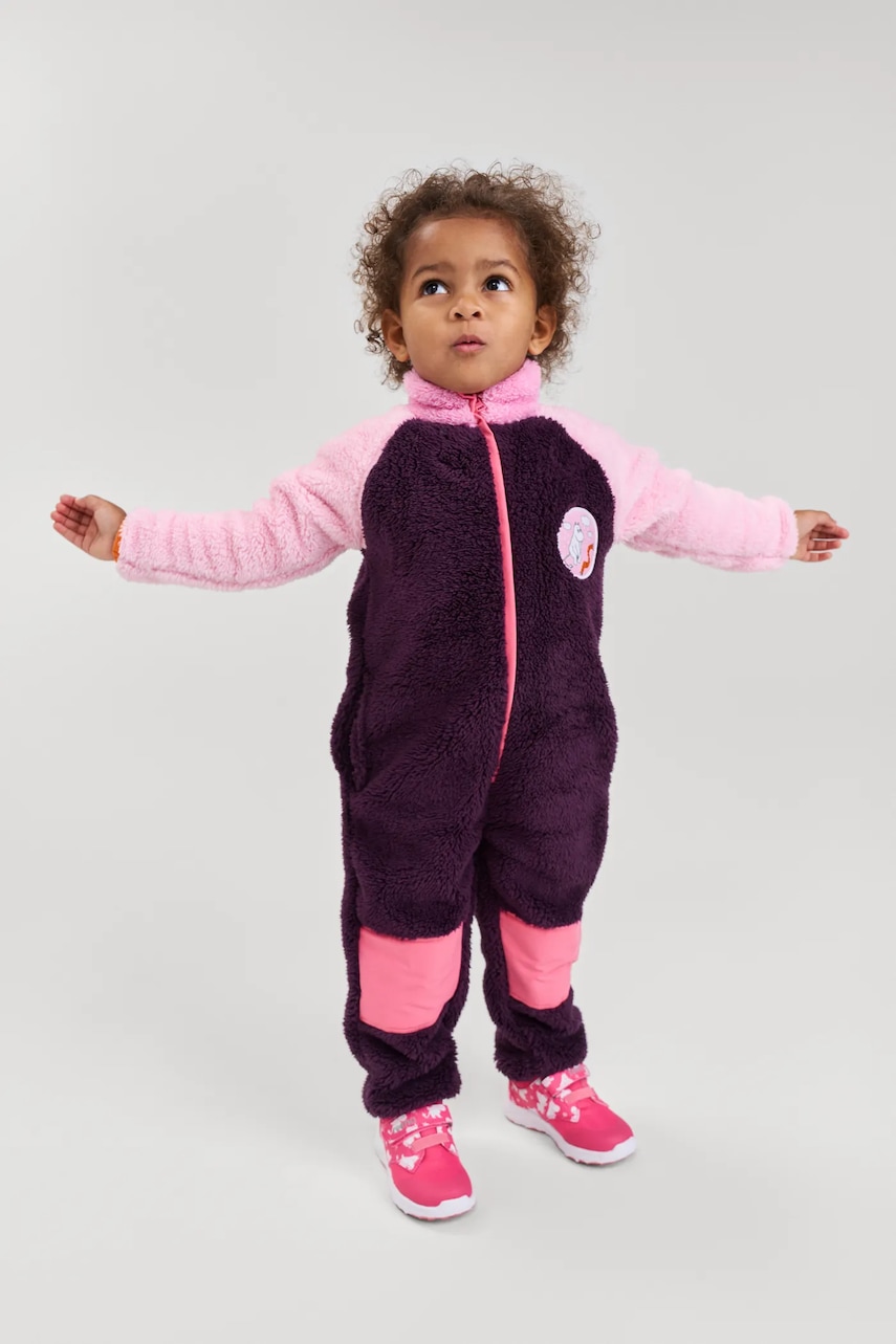 Reima salopetă din fleece pentru copii Moomin Gladeligen culoarea violet 5200446A