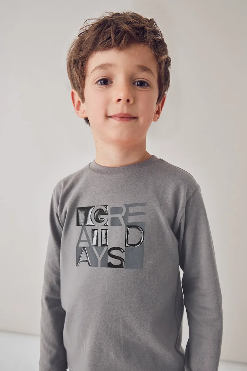 Levně Dětské bavlněné tričko s dlouhým rukávem Mayoral šedá barva, s potiskem, 4095