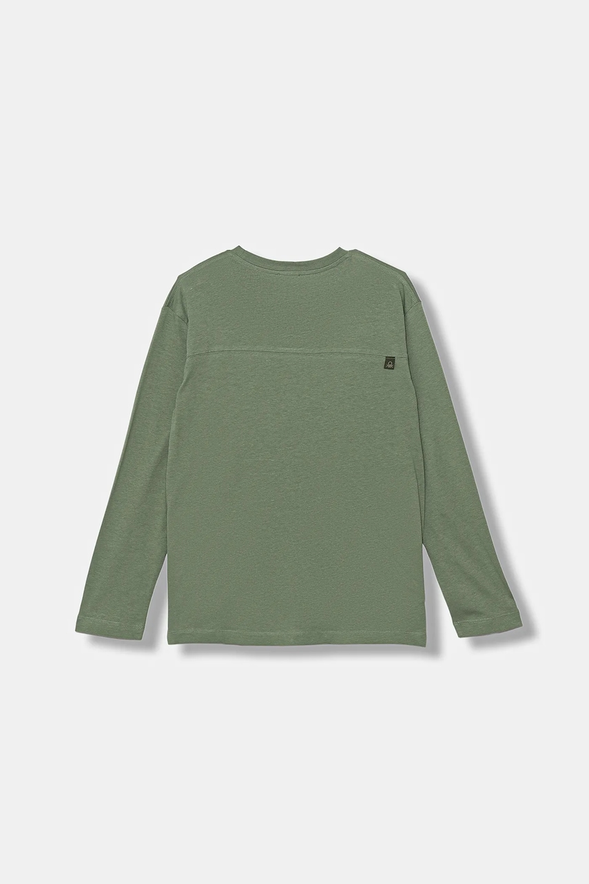 Хлопковый детский лонгслив United Colors of Benetton цвет зелёный с принтом 3I1XC10QS Хлопковый детский лонгслив United Colors of Benetton цвет зелёный с принтом 3I1XC10QS