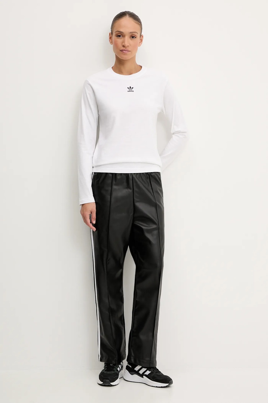 Хлопковый лонгслив adidas Originals Essentials цвет белый JW7454