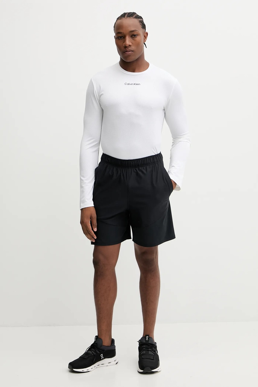 Лонгслив для тренировок Calvin Klein Performance цвет бежевый с аппликацией LVGMF5K200