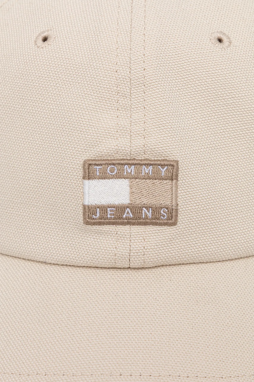 Хлопковая кепка Tommy Jeans цвет бежевый AW0AW17580 Хлопковая кепка Tommy Jeans цвет бежевый AW0AW17580