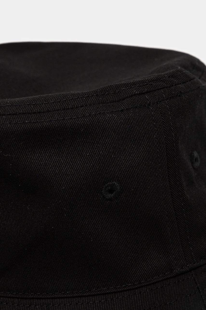 Шляпа Calvin Klein цвет чёрный хлопковое LV04K5017G Шляпа Calvin Klein цвет чёрный хлопковое LV04K5017G