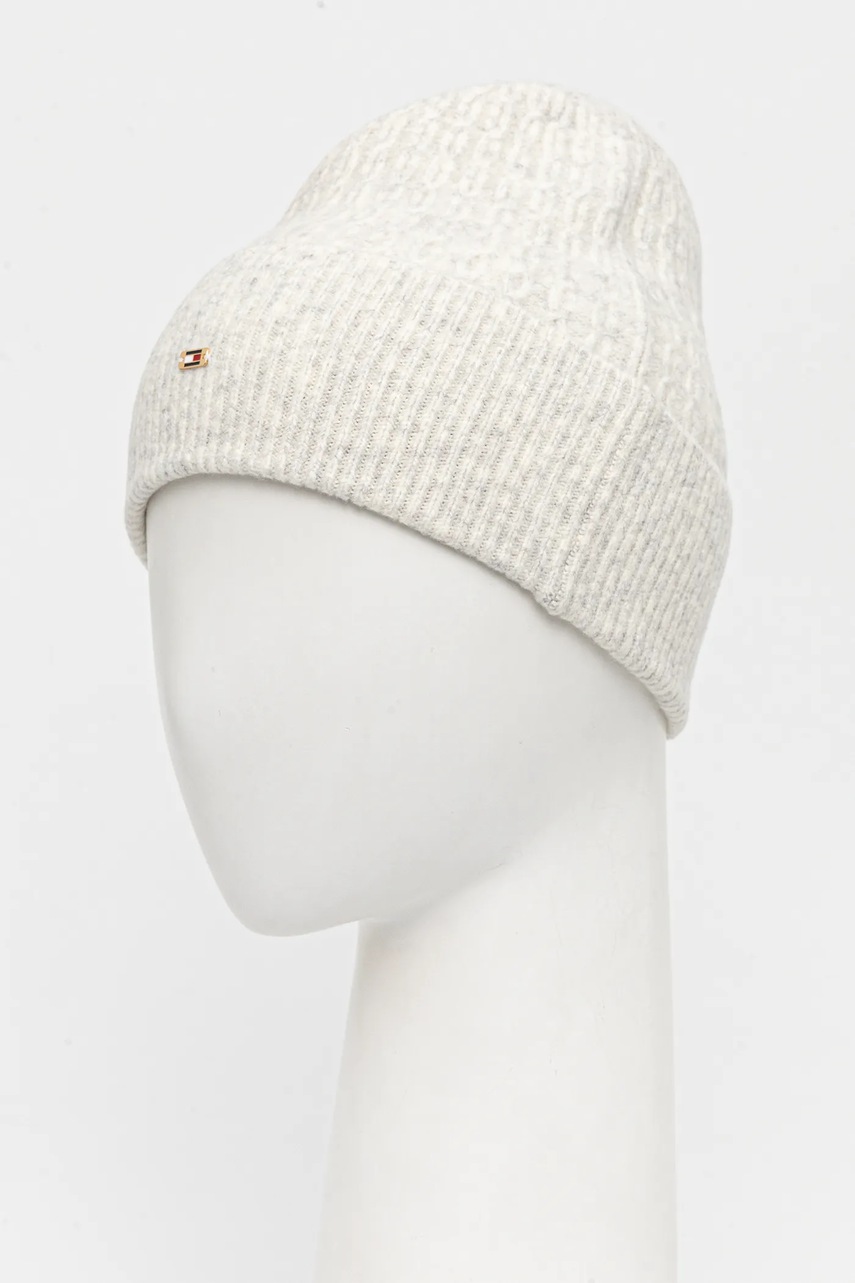 Шапка Tommy Hilfiger цвет бежевый  AW0AW17776