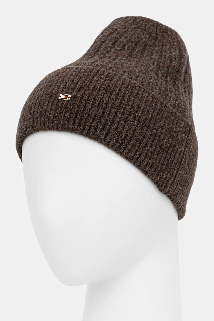 Шапка Tommy Hilfiger цвет коричневый  AW0AW17776
