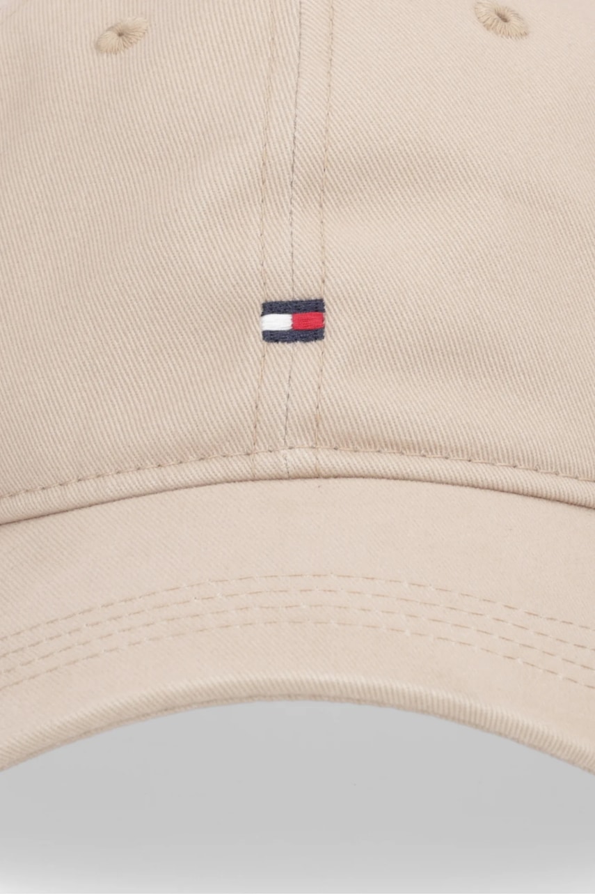Хлопковая кепка Tommy Hilfiger цвет бежевый AW0AW17781 Хлопковая кепка Tommy Hilfiger цвет бежевый AW0AW17781