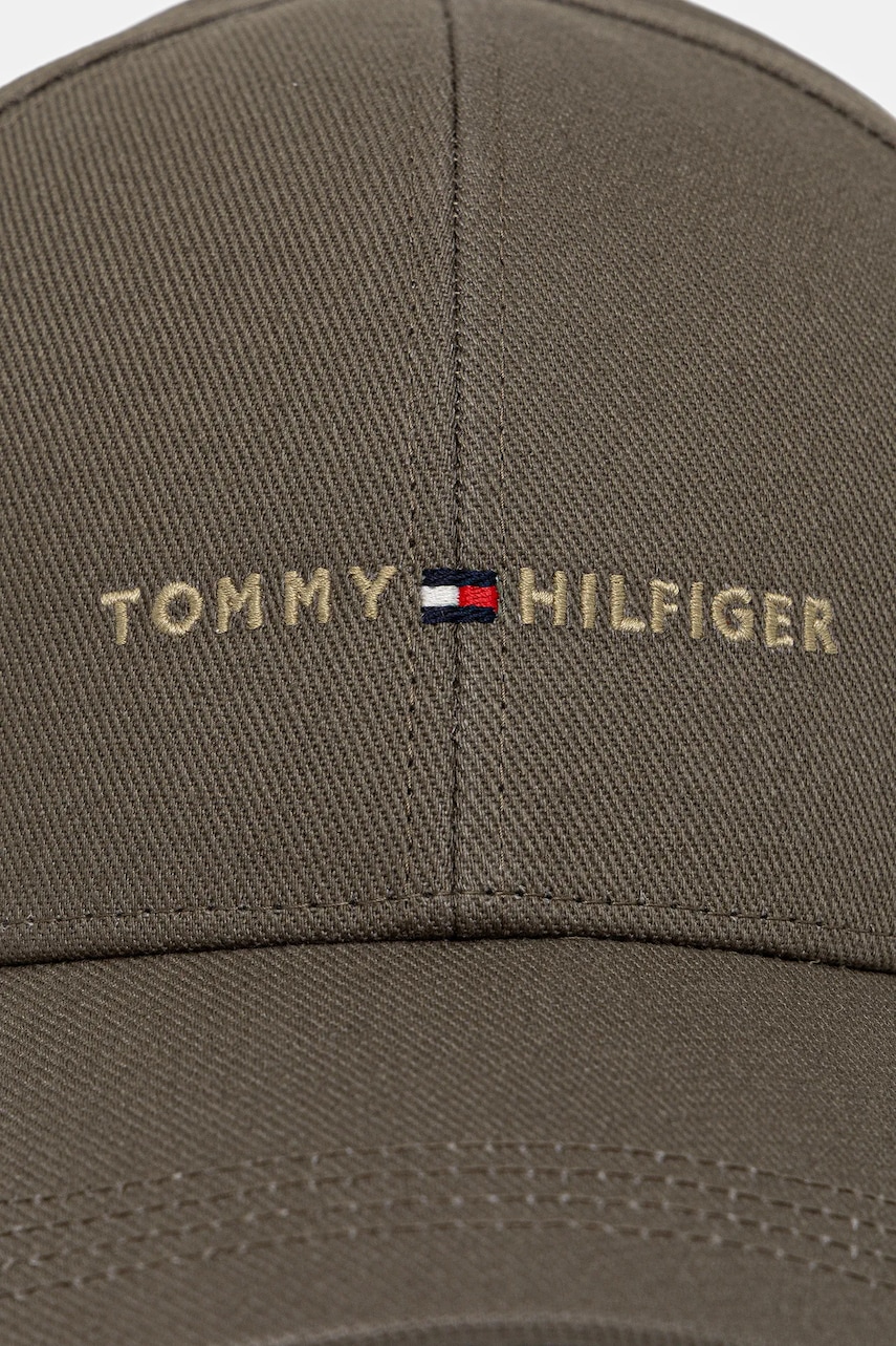 Хлопковая кепка Tommy Hilfiger цвет зелёный однотонная AM0AM13431 Хлопковая кепка Tommy Hilfiger цвет зелёный однотонная AM0AM13431