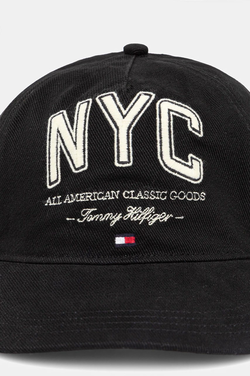 Хлопковая кепка Tommy Hilfiger цвет чёрный с аппликацией AM0AM13562