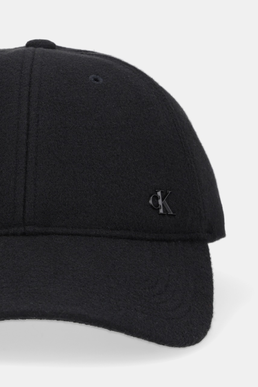 Кепка Calvin Klein цвет чёрный LV04D5054G