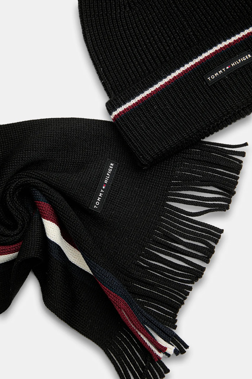 Σκουφάκι και κασκόλ με προσθήκη μαλλιού Tommy Hilfiger χρώμα: μαύρο, AM0AM13809 φωτογραφία