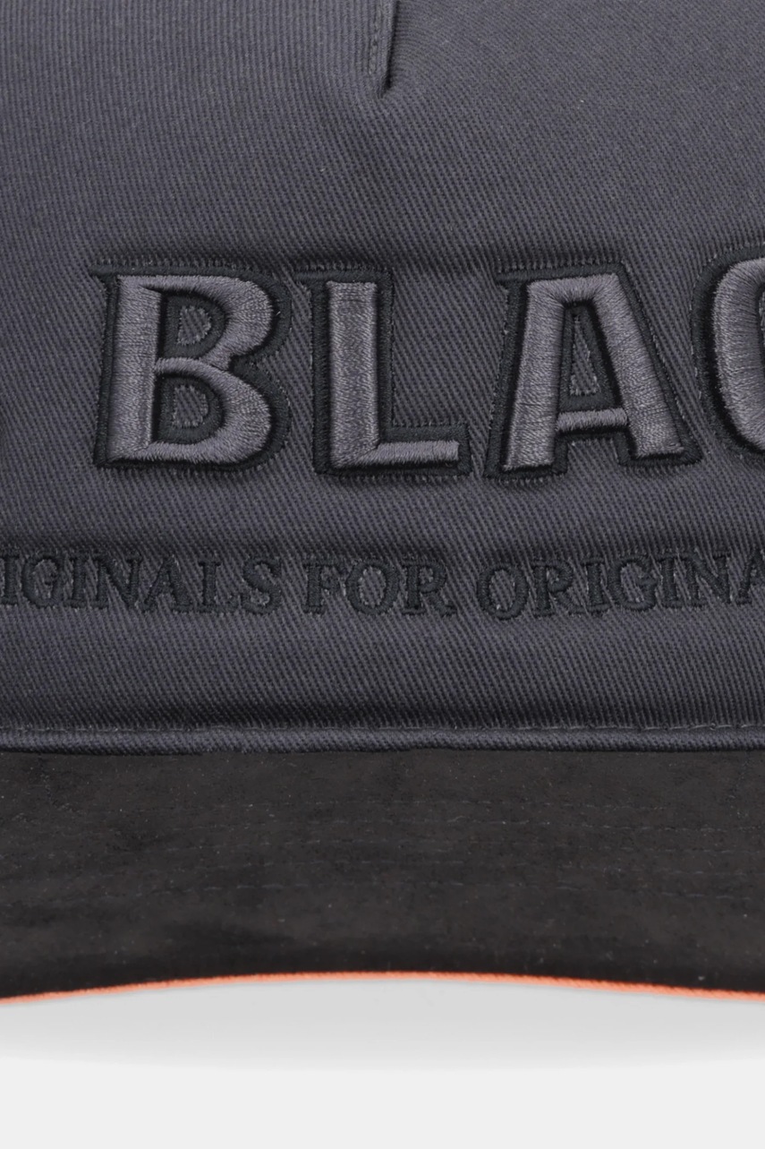 Хлопковая кепка adidas Originals Trucker цвет чёрный KE8469