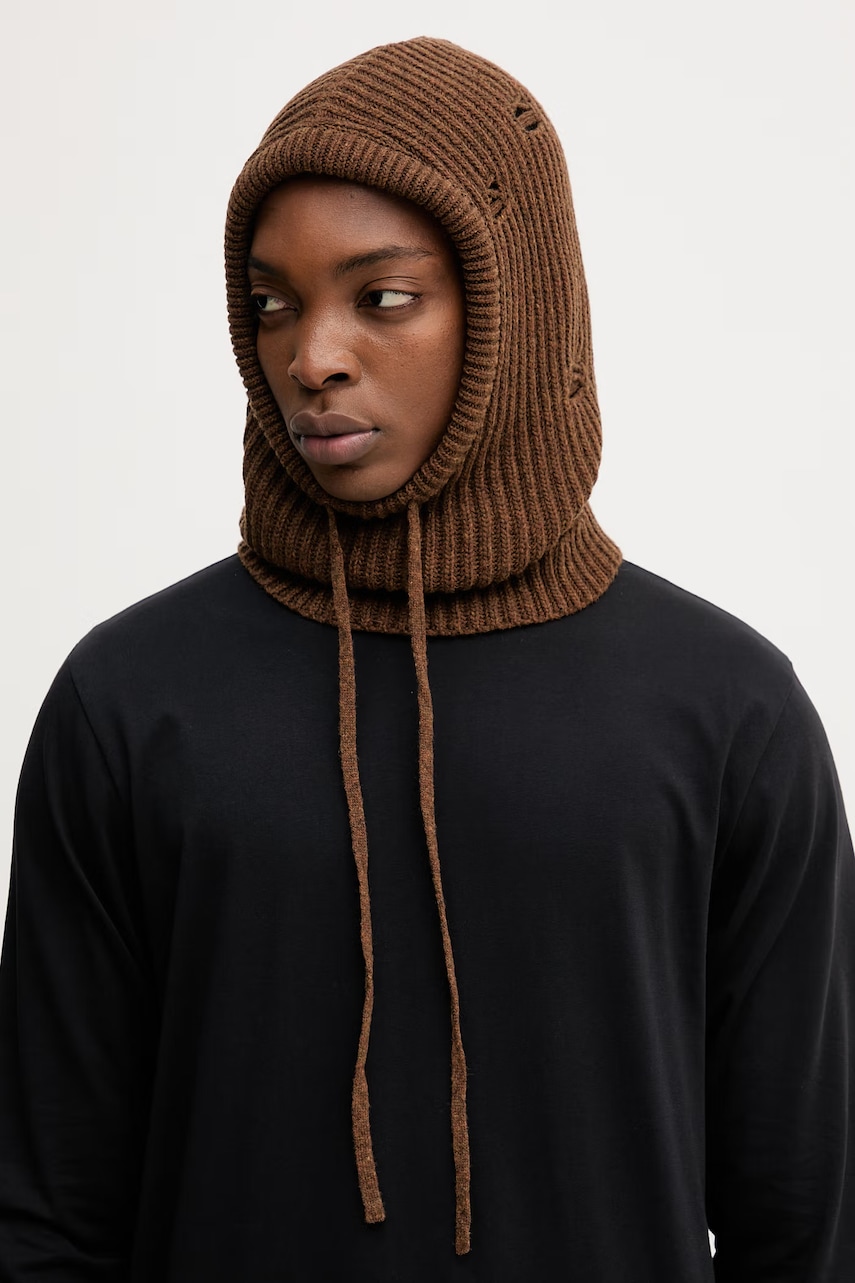 MM6 Maison Margiela kukla s prímesou vlny