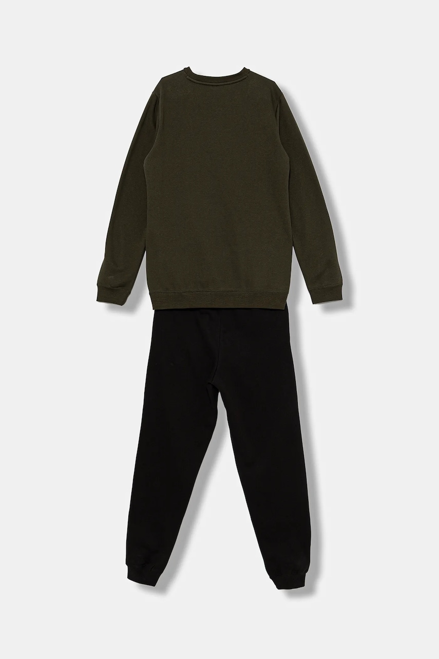 Детский спортивный костюм Puma ESS No.1 Logo Crew Sweat Suit FL B цвет зелёный 689721 Детский спортивный костюм Puma ESS No.1 Logo Crew Sweat Suit FL B цвет зелёный 689721