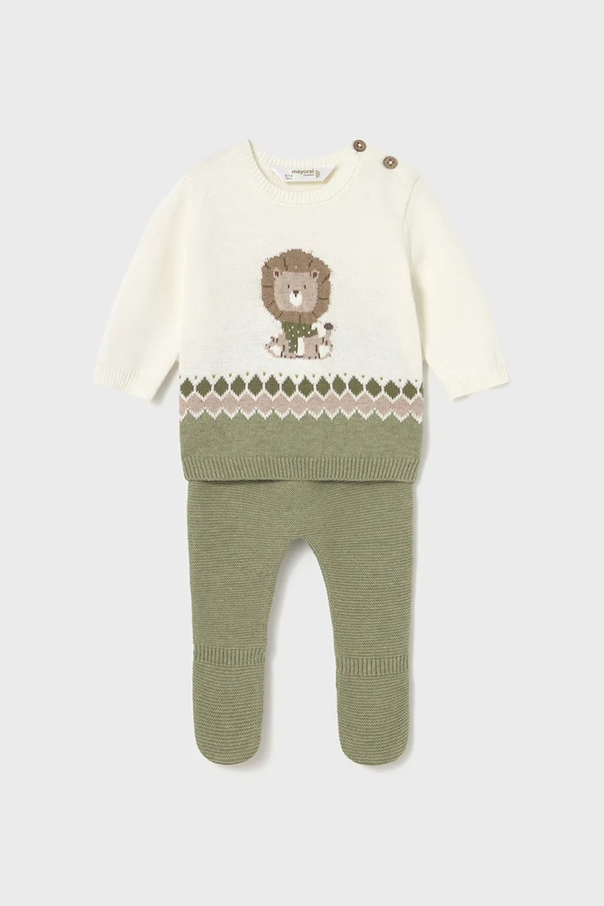 Комплект для младенцев Mayoral Newborn цвет зелёный 2563 Комплект для младенцев Mayoral Newborn цвет зелёный 2563