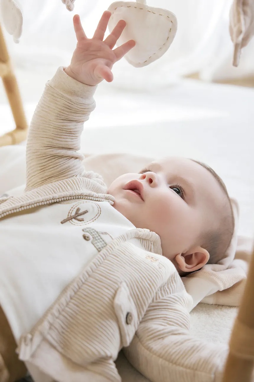 Mayoral Newborn trening bebeluși culoarea maro, 2622